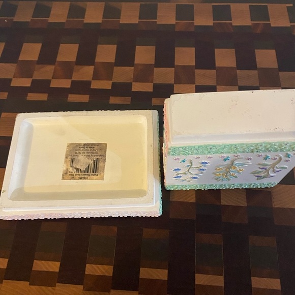 Vintage Shabby Chic Pastel Floral Embossed Decorative Toothbrush & Soap Dish - Picture 14 of 15